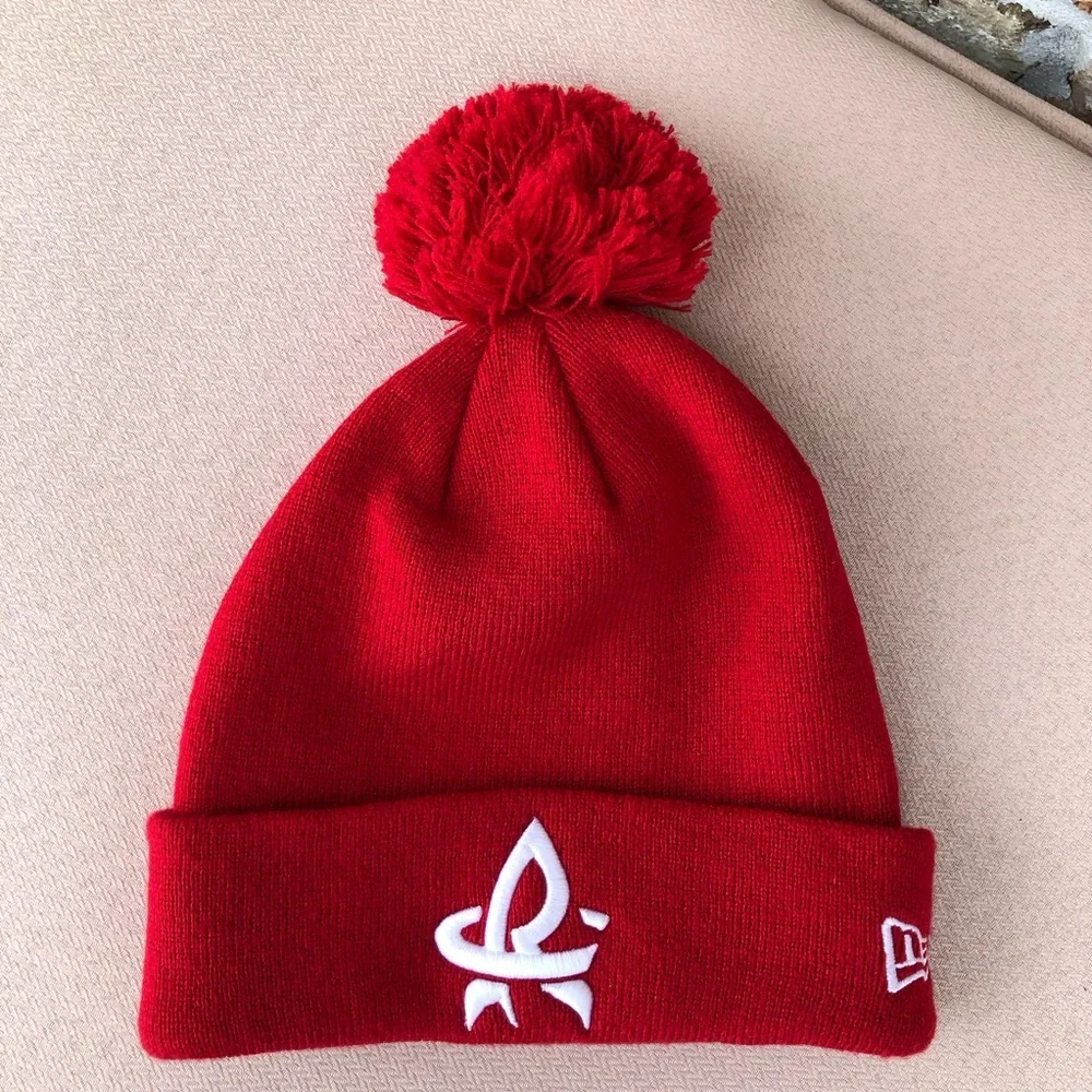New Era Madison Alabama Rocket City Trash‎ Pandas Knit Red Pom Pom Beanie Hat